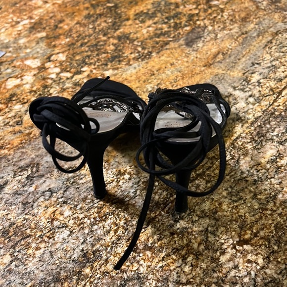 Stuart Weitzman shoes - Picture 3 of 4